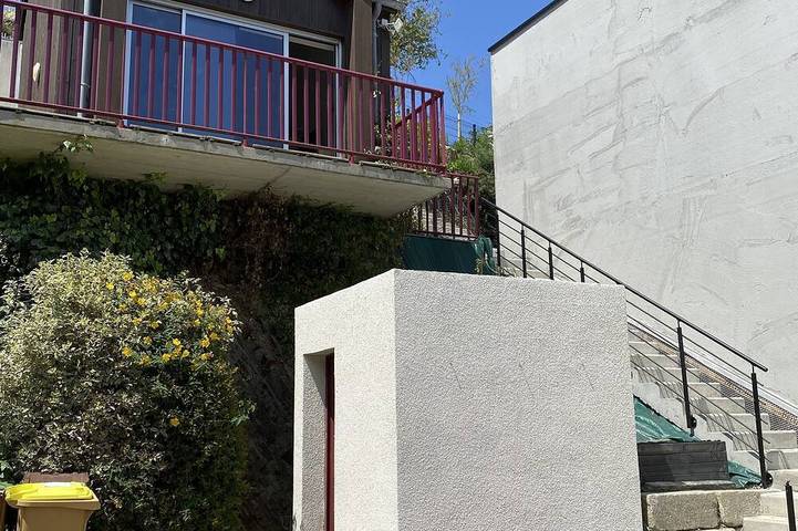 Chalet für 3 Personen, mit Terrasse und Pool - 1