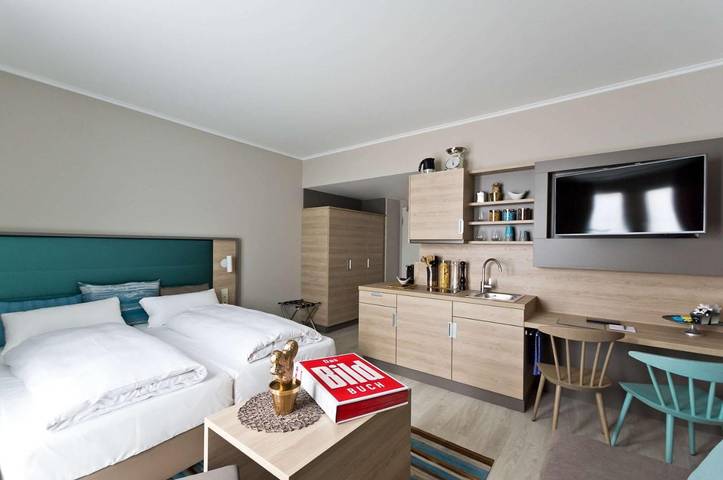 Hotel für 4 Personen, mit Terrasse und Garten in Böblingen
