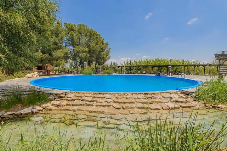 Villa pour 6 personnes, avec jardin et piscine - 1