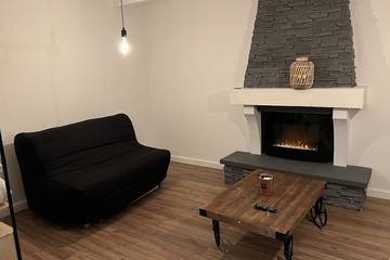 Gîte pour 2 personnes, avec jardin à Blanzy