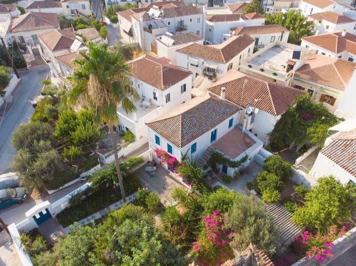 Location de vacances pour 6 personnes, avec jardin dans Spetses - 2
