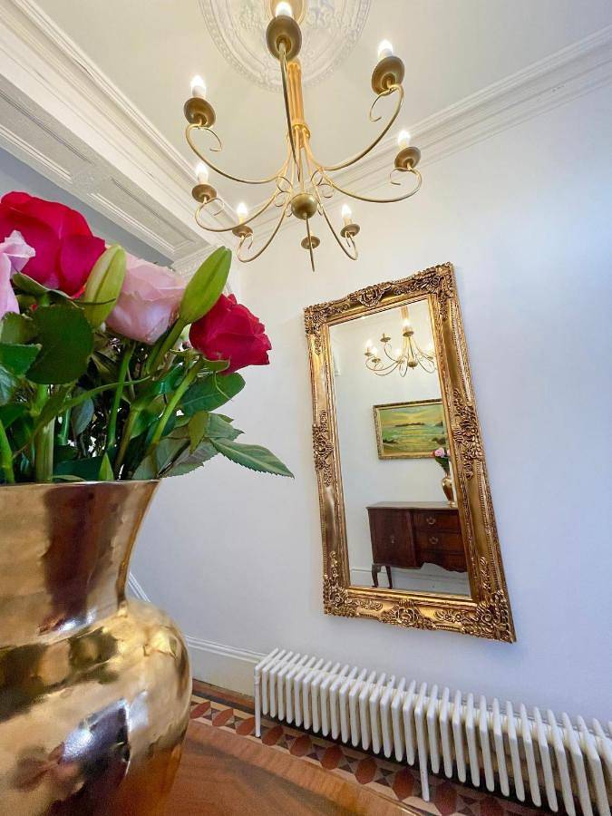 Six-Bedroom House in Colwyn Bay, Conwy region