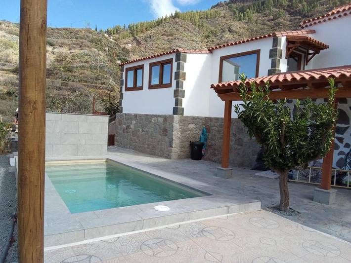 Casa rural para 4 personas, con Terraza y Jardín además de Piscina y Vistas en Tejeda