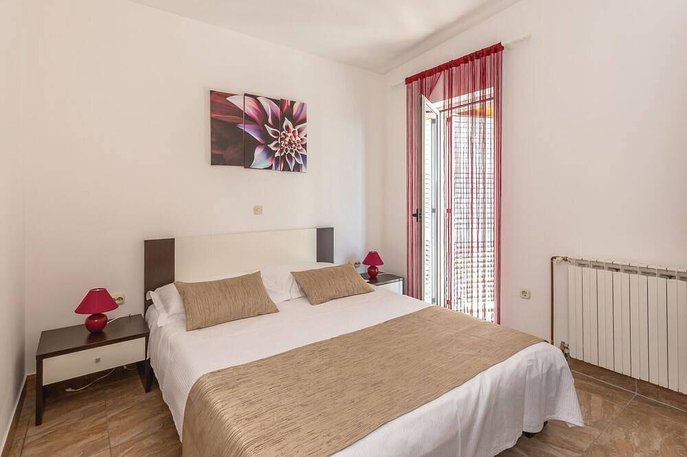 Ganze Wohnung, Gemütliche 2-Zimmer-Wohnung in Makarska in Veliko Brdo, Makarska