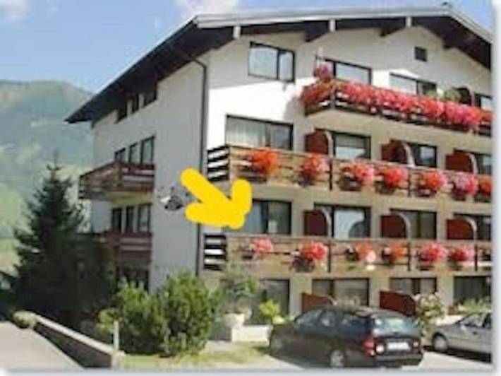 Ferienwohnung für 2 Personen, mit Balkon und Ausblick in Raggal