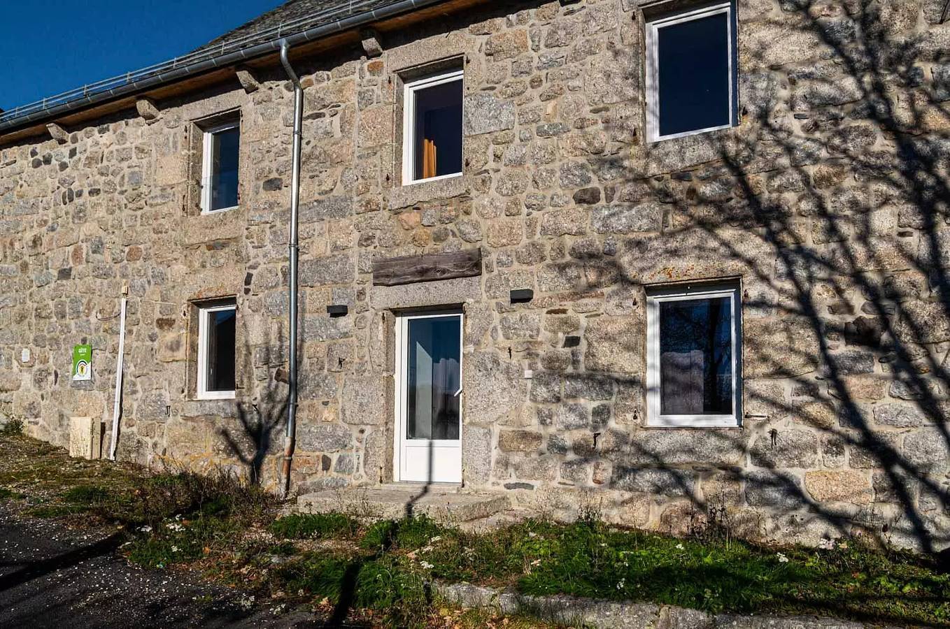 Casa rural de Francia 8 personas in Recoules-d'Aubrac, Región de Mende