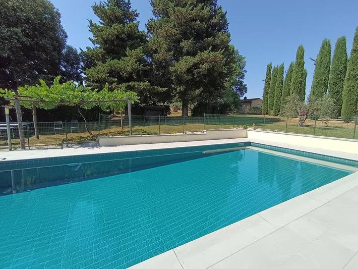 Alloggio in famiglia per 3 persone, con panorama e giardino nonché piscina - 1