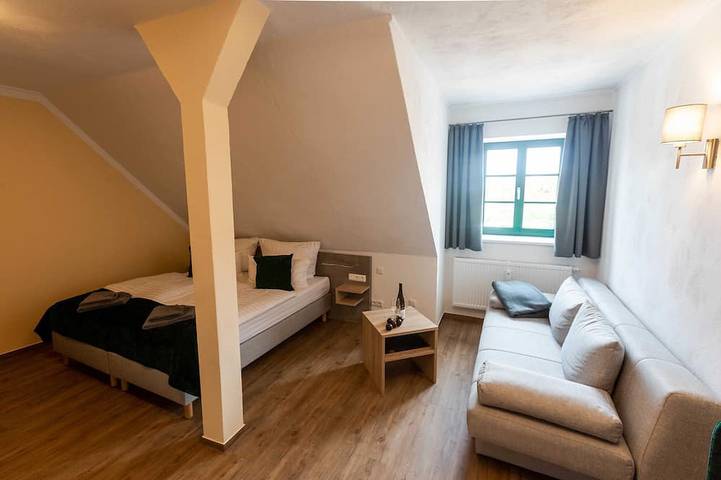 Ferienwohnung für 2 Personen, mit Garten