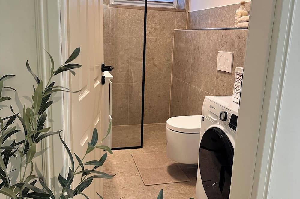 Ganze Wohnung, Modernes 2-Raum-Apartment – nur wenige Minuten vom Center Parcs entfernt! in Leutkirch im Allgäu, Region Bodensee-Oberschwaben