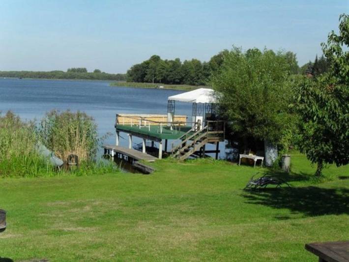 Ferienwohnung für 4 Personen, mit Terrasse und Seeblick in Mecklenburg-Strelitz