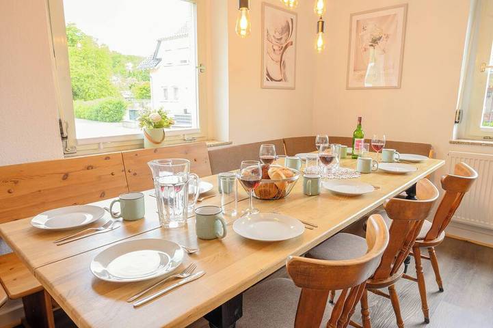 Chalet für 14 Personen, mit Terrasse und Garten an der Mosel