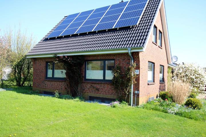 Ferienhaus für 8 Personen, mit Garten und Terrasse