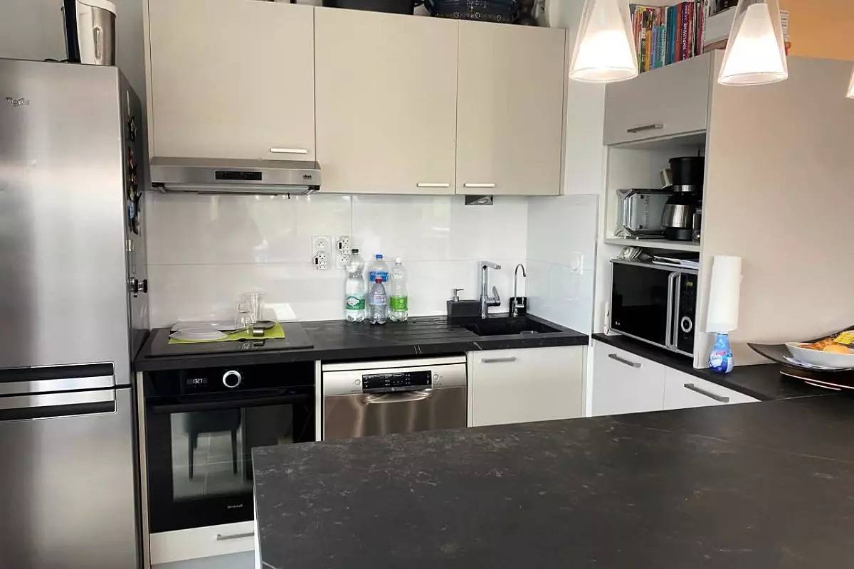 Appartement entier, Appartements pour 4 Personnes in Port Marianne, Montpellier