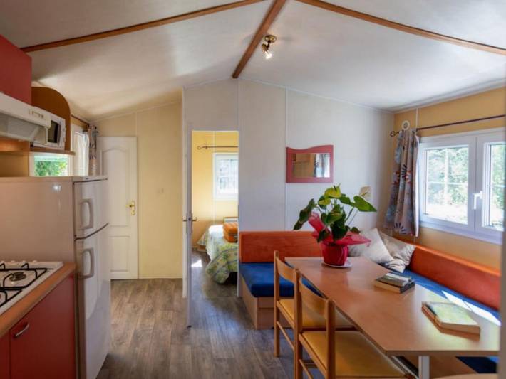 Camping Les Eaux Chaudes - Mobilheim 4 personen - Cabanon Classic 2 Schlafzimmer in Digne-les-Bains, Alpes-de-Haute-Provence
