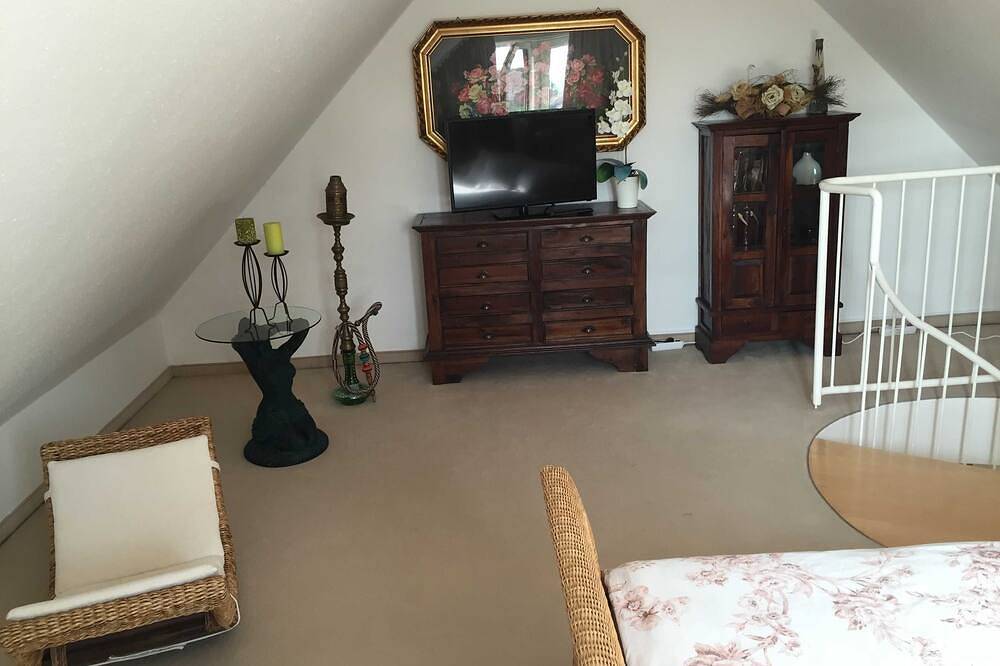 Ganze Wohnung, Zimmervermietung 1 - Ferienwohnung Jung in Hohe Börde, Magdeburger Börde