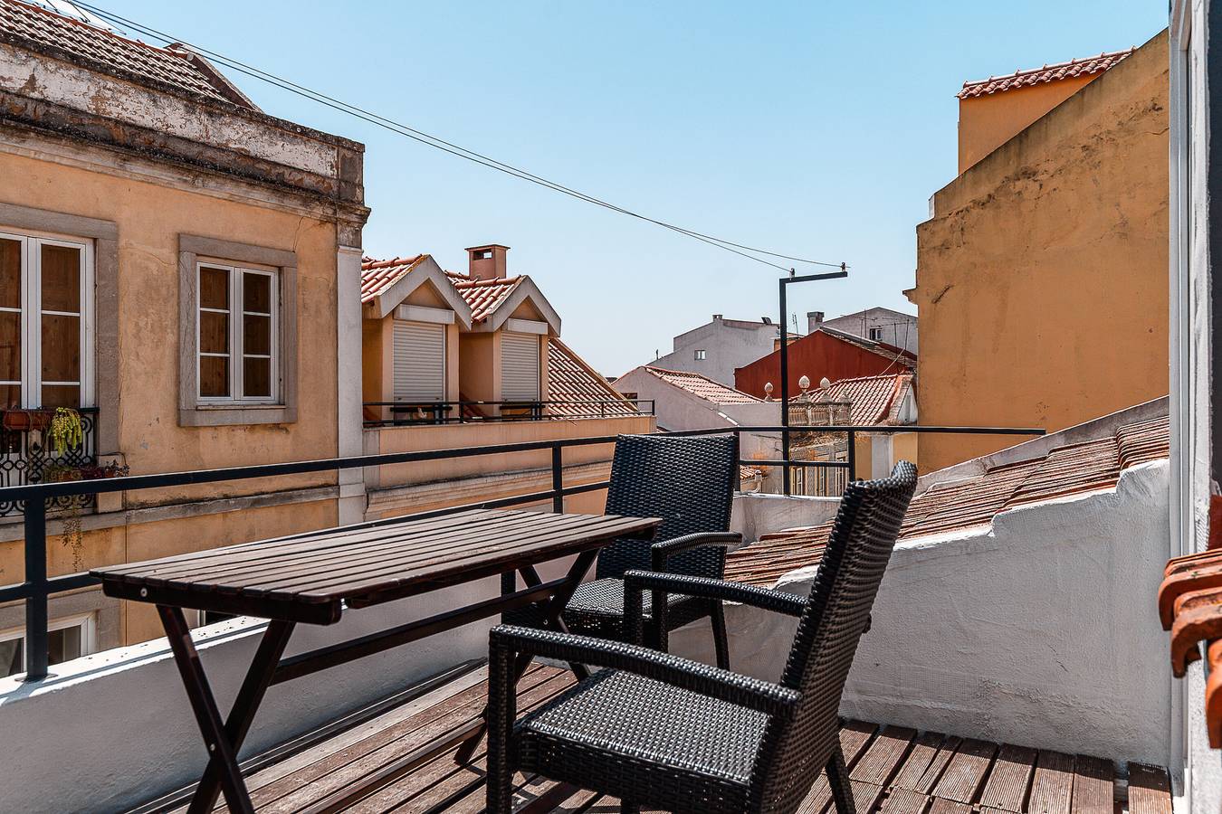 Ganze Wohnung, Ferienwohnung 'Madragoa' mit Privatterrasse, Balkon und Wi-Fi in Lissabon, Costa de Lisboa