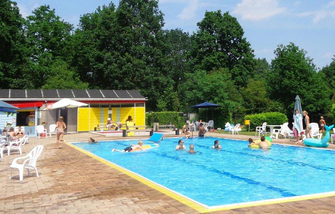 Ferienpark für 6 Personen mit Terrasse in Veluwe