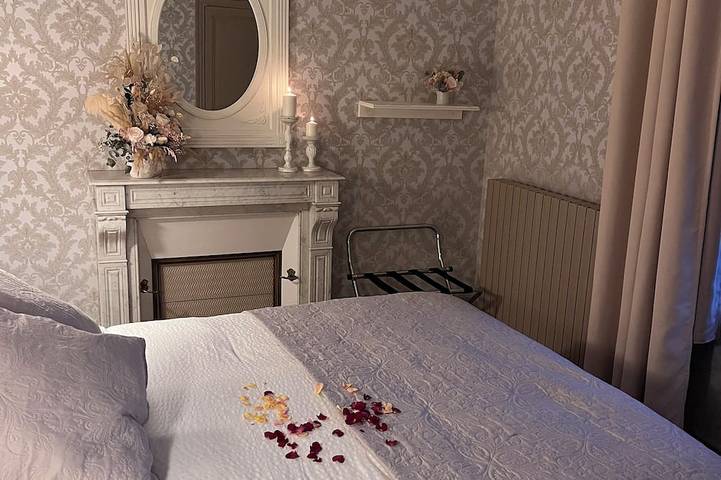 Location de vacances pour 11 personnes, avec piscine ainsi que jardin et jacuzzi à Cournon-d'Auvergne - 4