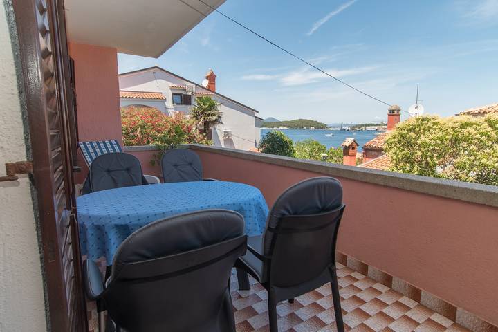 Apartament wakacyjny dla 4 osób, z Balkon/ taras w Mali Lošinj