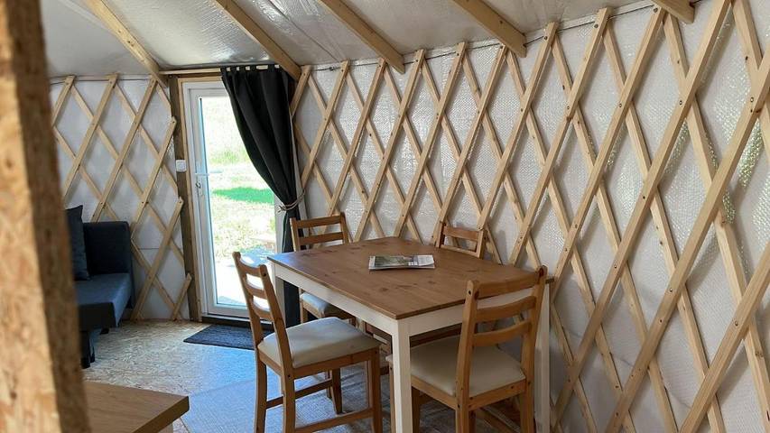 Maison de campagne pour 2 personnes, avec jardin et piscine ainsi que jacuzzi et sauna dans Allier - 4