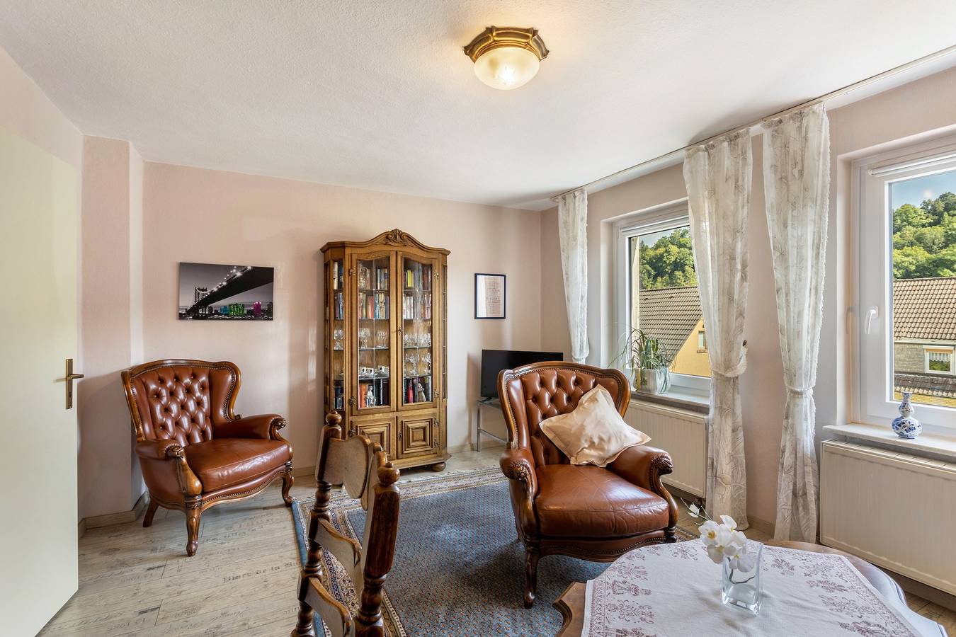 Appartement entier, Appartement 'Ferienwohnung Schlossbergblick' avec terrasse partagée, jardin partagé et Wi-Fi in Arnsberg, Arrondissement du Haut-Sauerland