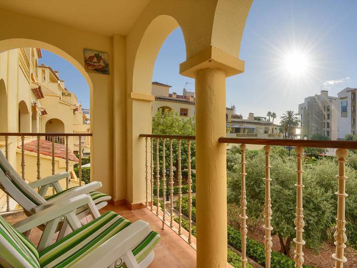 Gîte pour 4 personnes, avec terrasse et piscine à Jávea - 2