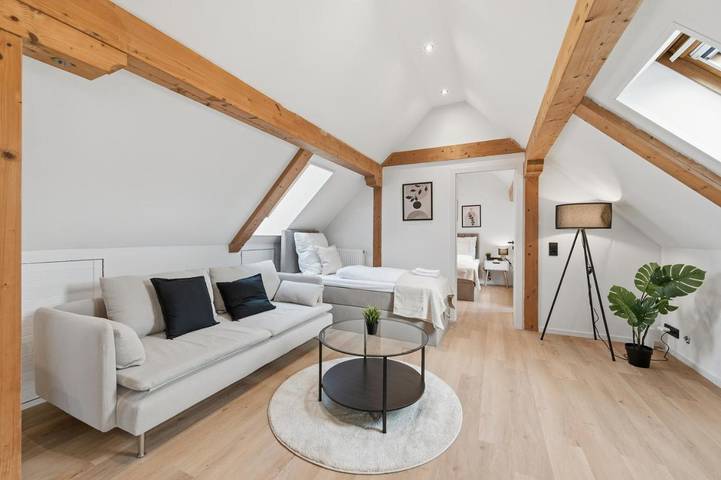Ferienwohnung für 5 Personen, mit Balkon und Terrasse in Residenzschloss Ludwigsburg