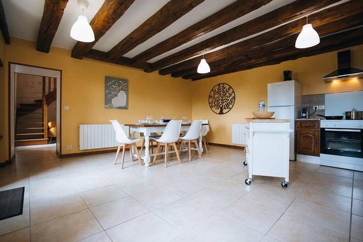Location de vacances pour 8 personnes, avec jardin et terrasse à Déols - 2