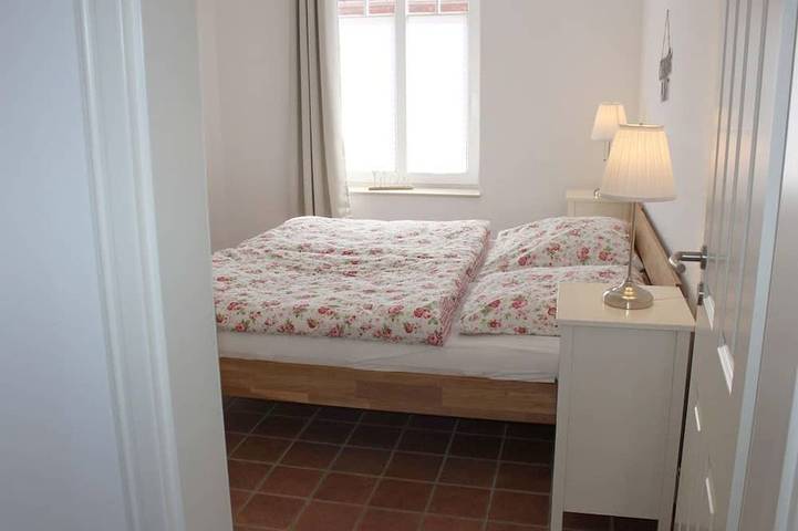 Haus Badallee Whg. 01 Frohsinn - Haus Badallee Whg. Frohsinn in St. Peter-Ording, Eiderstedt