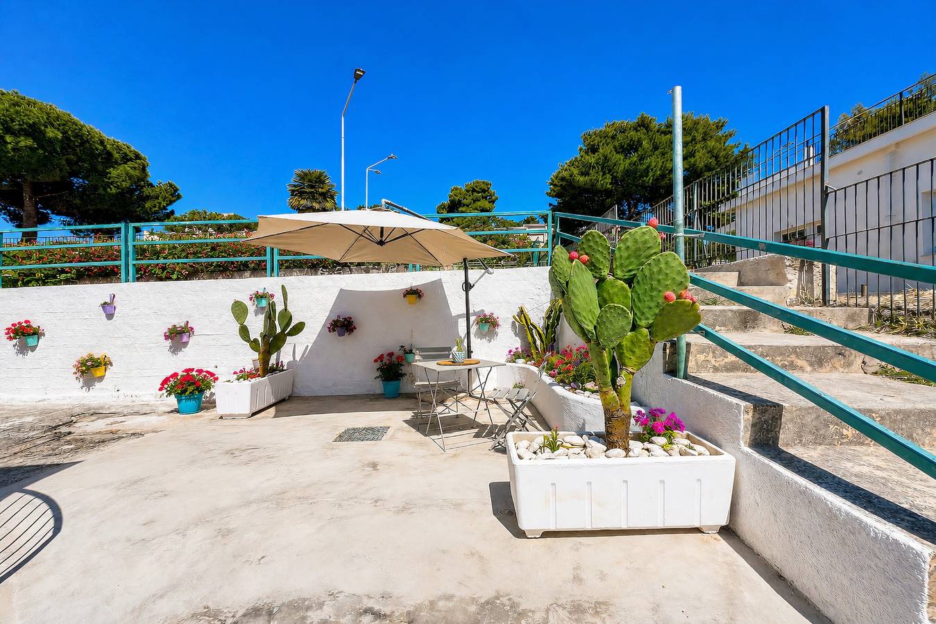 Appartamento intero, Appartamento 'Casa Mida 2' con Balcone, Wi-Fi e Aria Condizionata in Mattinata, Gargano