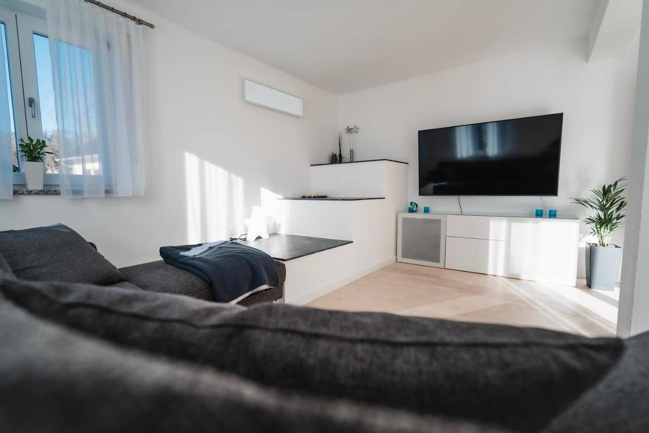 Ganze Wohnung, Two-Bedroom Apartment in Feldafing, Starnberger See