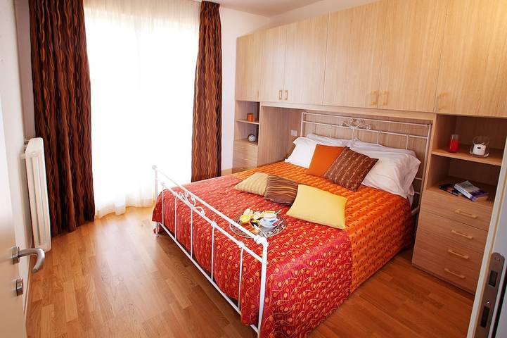 Ganze Wohnung, Apartments mit Pool in brandneuer Residenz - 84336 (für 6 Personen, 3 Schlafzimmer) in Tremezzo, Gemeinde Tremezzina