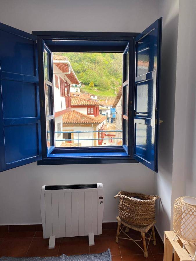 Gîte pour 4 personnes, avec Terrasse et Vue dans Tazones - 3