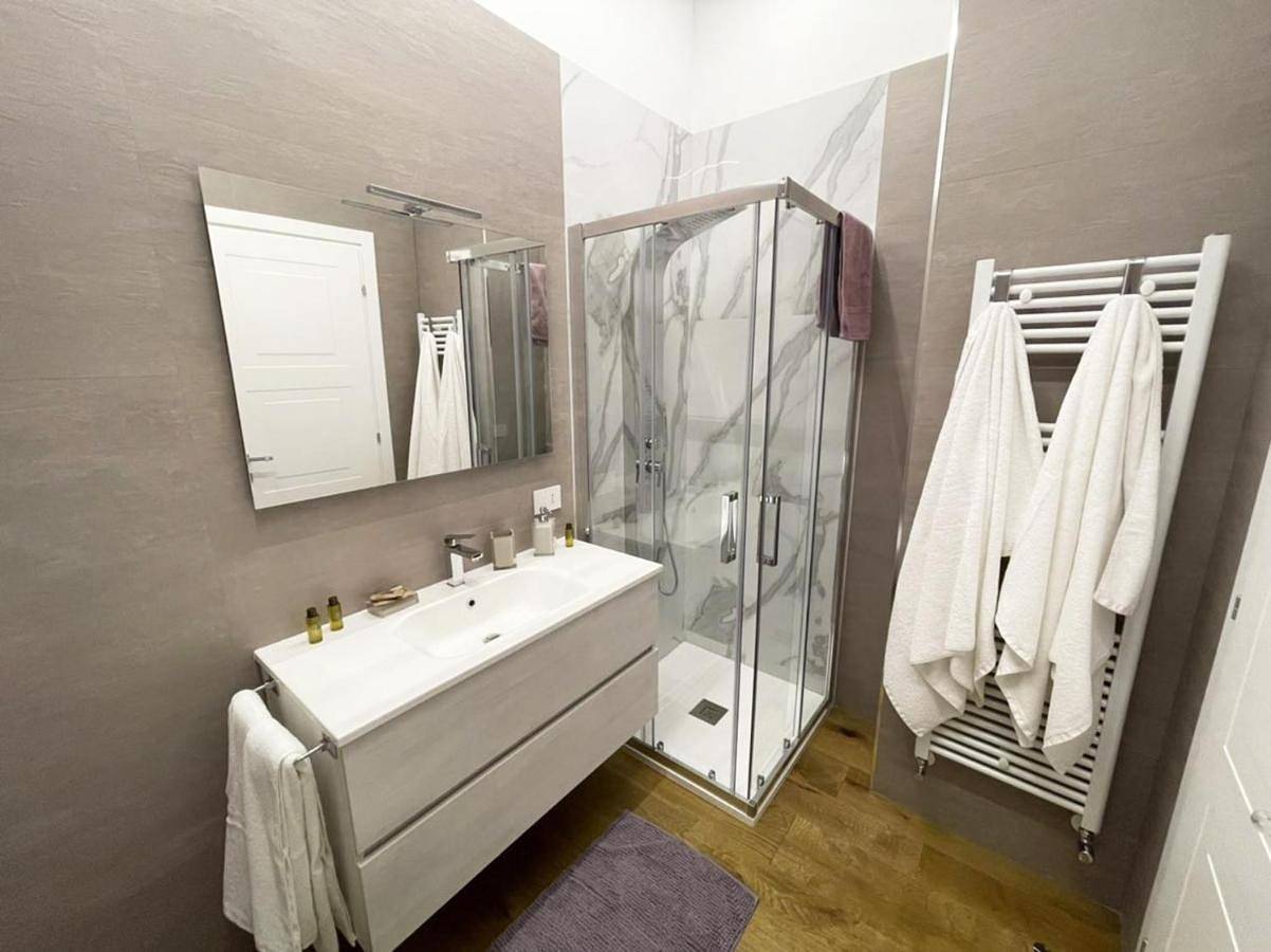 Queen Room in Taranto, Golfo di Taranto