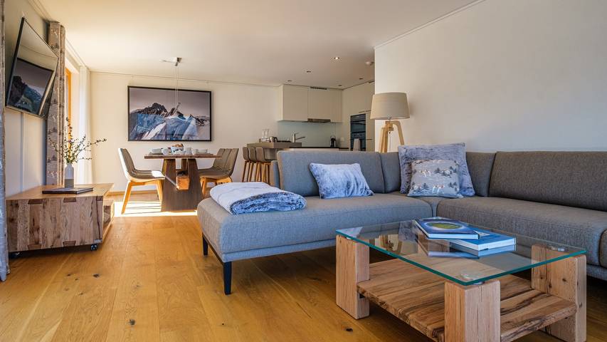 Hütte für 7 Personen, mit Sauna und Balkon/Terrasse sowie Balkon in Grimentz