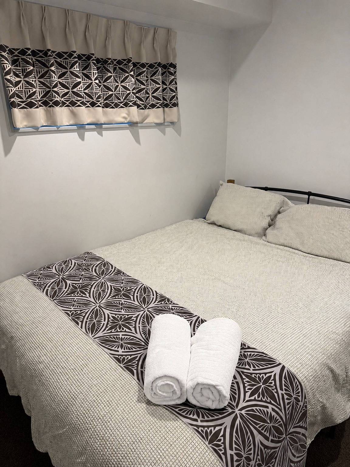 Ganze Wohnung, Queen Street 2Br Apartment mit kostenlosem Parkplatz in Auckland, Auckland Council