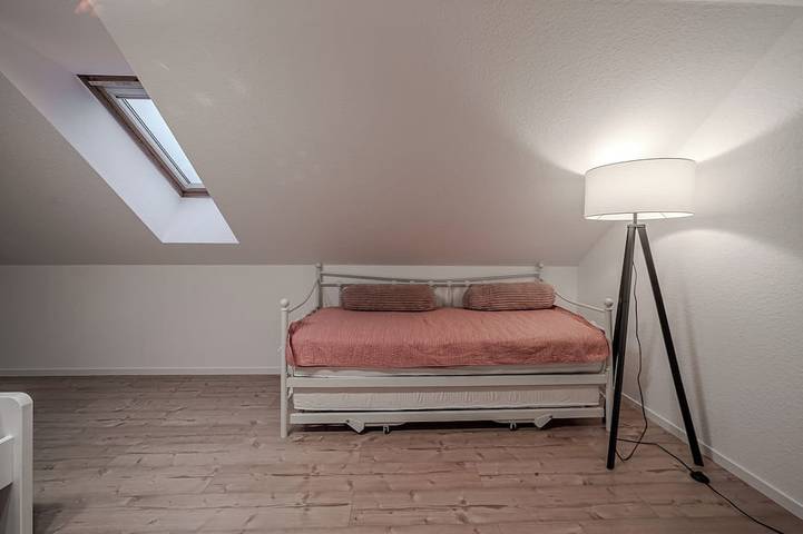 Apartamento entero, Space for travel groups or large families. Quedlinburg and Thale on the doorstep in Westerhausen, Thale
