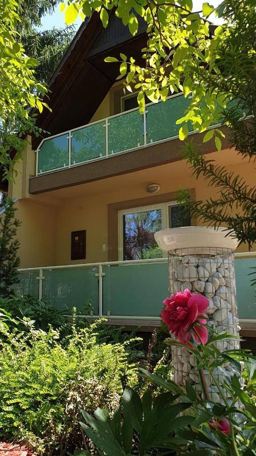 Cały apartament, Keller Apartmanok in Hajdúszoboszló, Hajdúszoboszlói járás