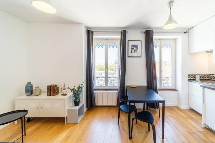 Gîte pour 2 personnes dans Bourse du Travail Salle Albert Thomas