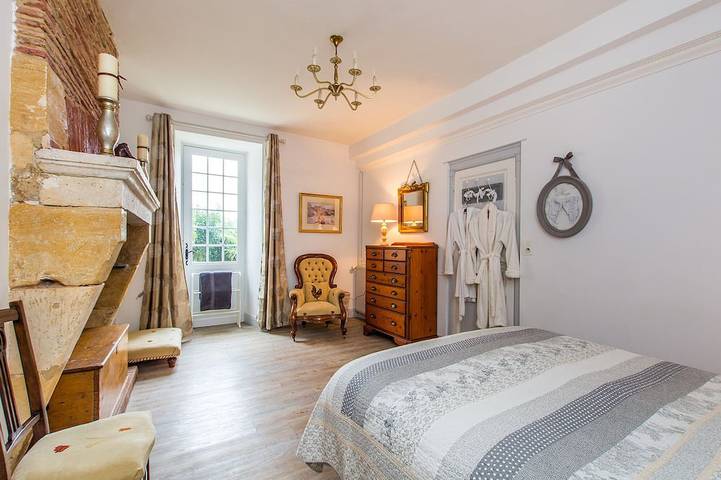 Gîte pour 2 personnes, avec terrasse et jardin dans Office de Tourisme de Bergerac Sud Dordogne - 2