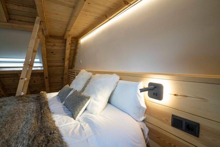 Gîte pour 7 personnes, avec sauna ainsi que terrasse et vue dans Tredós - 3