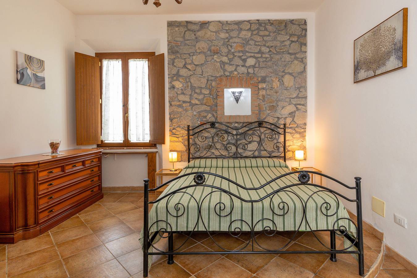 Apartamento entero, Apartamento 'Mimosa' con jardín compartido in Costa Etrusca