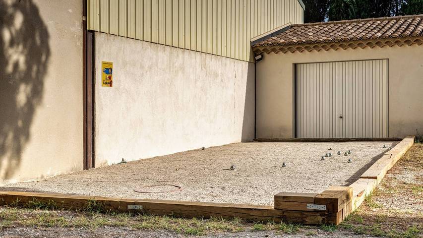Villa 8P, beheizter Pool, Ping Pong, billard, baby-foot, Boulespiel, in Maillane, Alpilles, Klimaanlage, Tiere erlaubt ( in Maillane, Arles und Umgebung