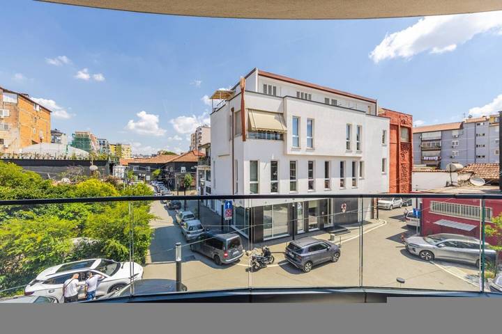 Gîte pour 3 personnes, avec balcon à Tirana - 3