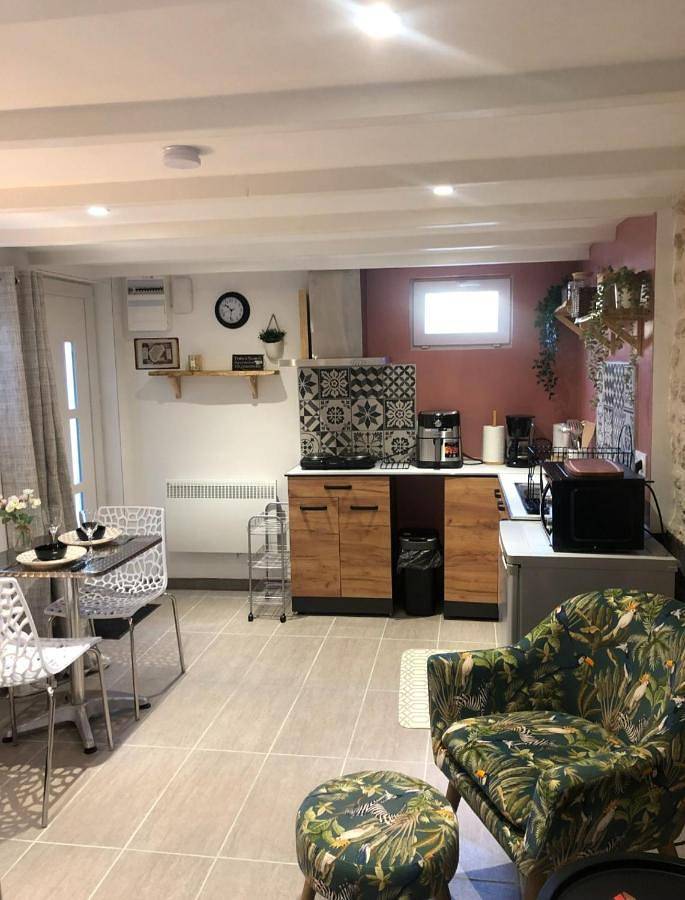 Location de vacances pour 2 personnes, avec terrasse à Champniers - 4