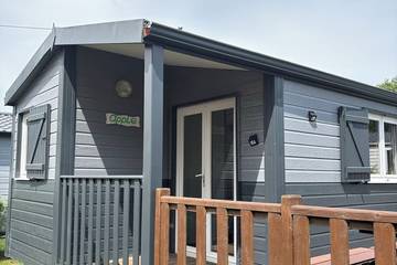Mobil home pour 5 personnes, avec jacuzzi ainsi que sauna et terrasse à Renty