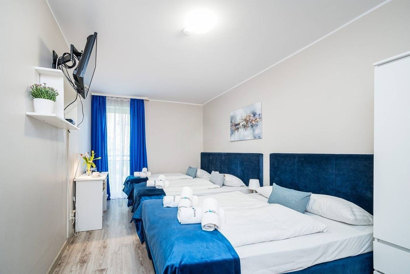 Nowa Panorama B&B Family Room with Free Wifi & Free Parking in Dębniki, Kraków