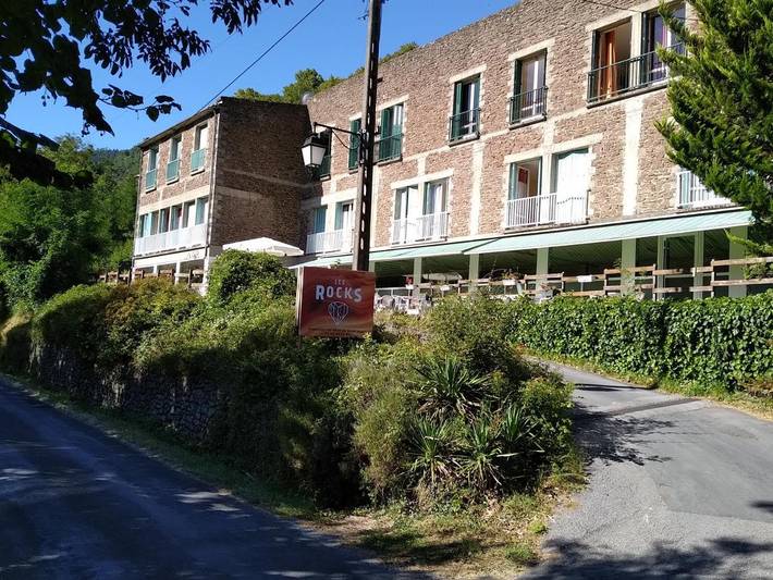 Hôtel pour 2 personnes, avec Balcon et Terrasse ainsi que Jardin et Vue à Brusque - 2
