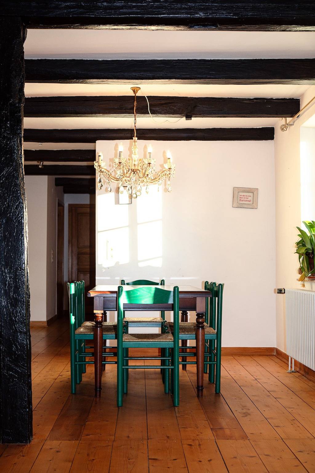 Ganze Wohnung, Wunderschöne Ferienwohnung am Gänsemarkt – Ruhe & Charme im historischen Fachwerkhaus in Meinhard, Werratal