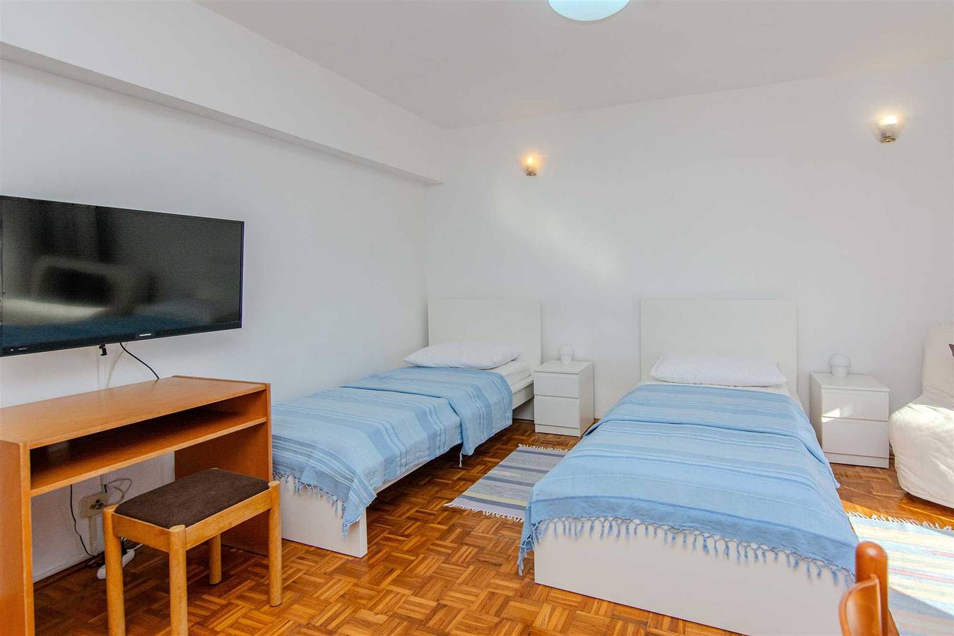 Ganze Wohnung, Direkt am Strand | Meerblick | Für 4 Personen in Privlaka, Zadar